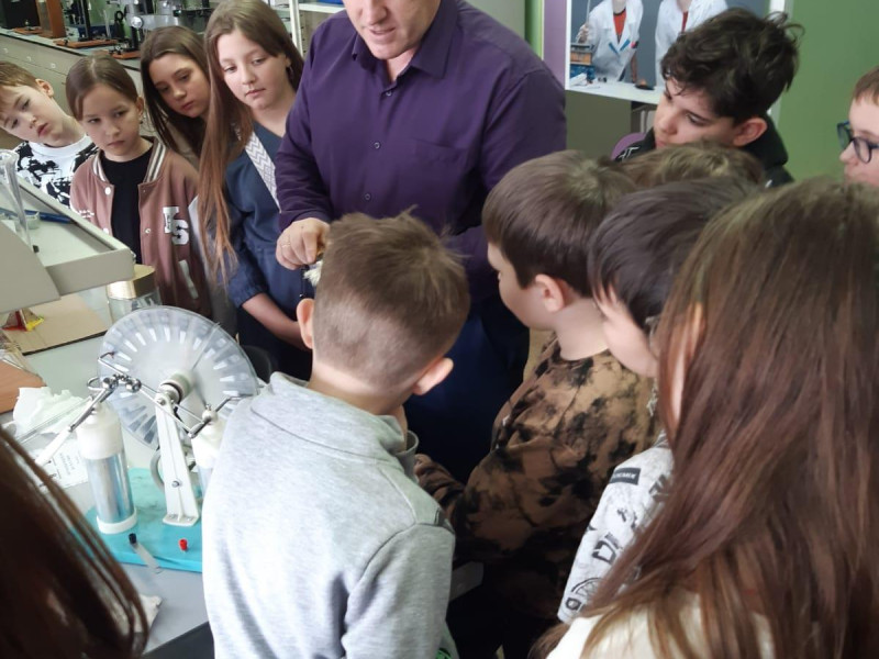 Экскурсия в  Центр детского научного и инженерно-технического творчества «Наследники Ползунова».